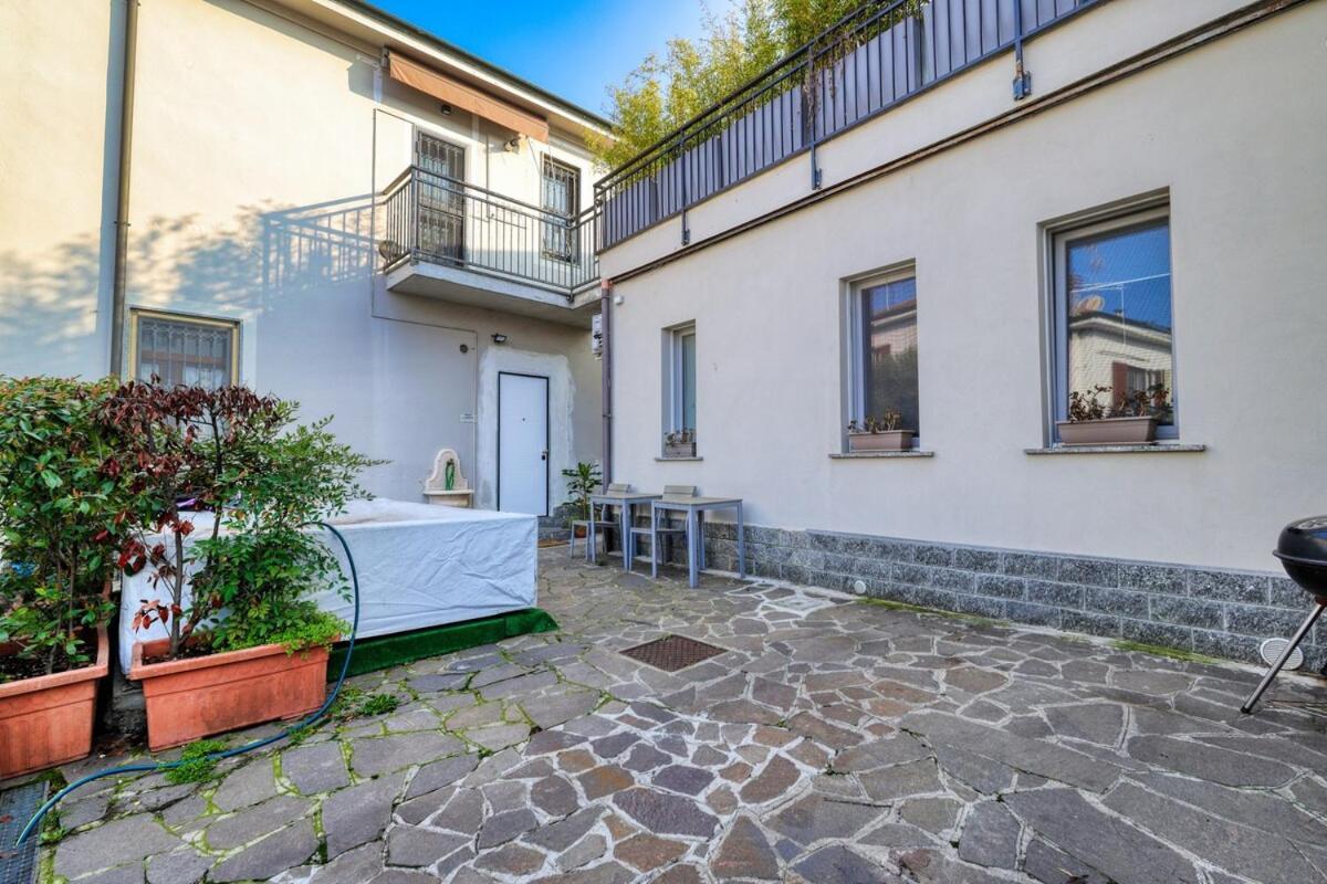 Вилла Jacuzzi & Relax - Casa Indipendente 20Min Da Milano Zelo Buon Persico Экстерьер фото