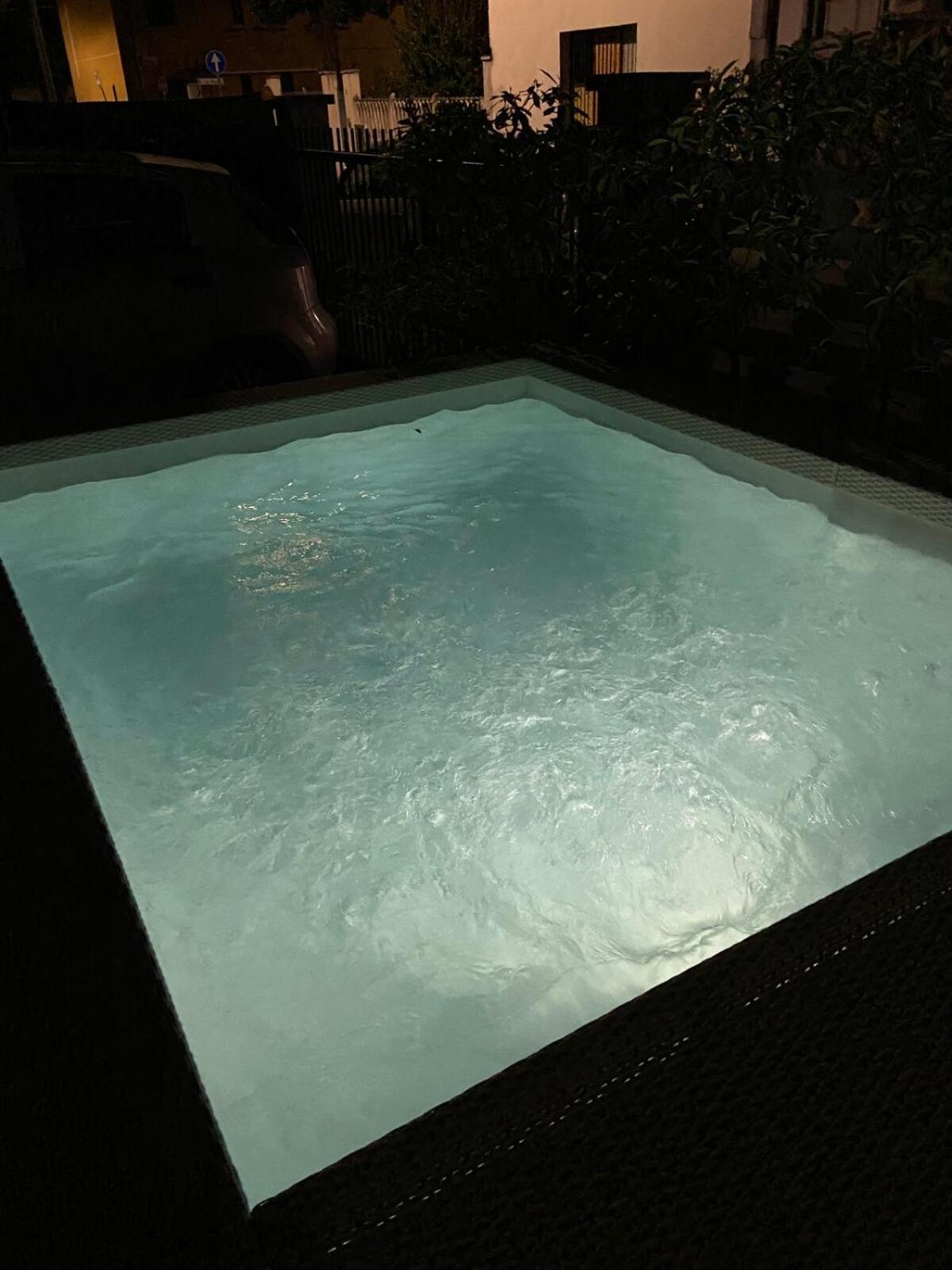 Вилла Jacuzzi & Relax - Casa Indipendente 20Min Da Milano Zelo Buon Persico Экстерьер фото